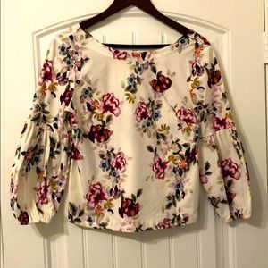 White House Black Market Floral 3/4 Sleeve Blouse